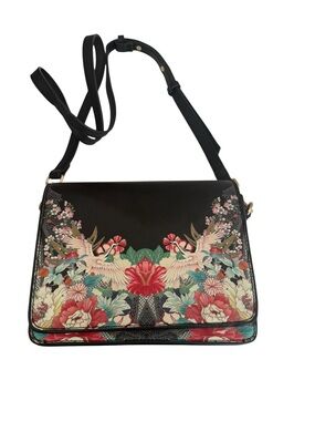 Camila Saffiano King of Queens Black Canvas Crossbody